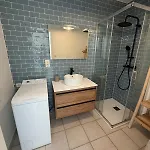 Le Balcon De Jersey, Rdc Et Jardin Face A La Mer, Intendance Luxury Host Apartman *