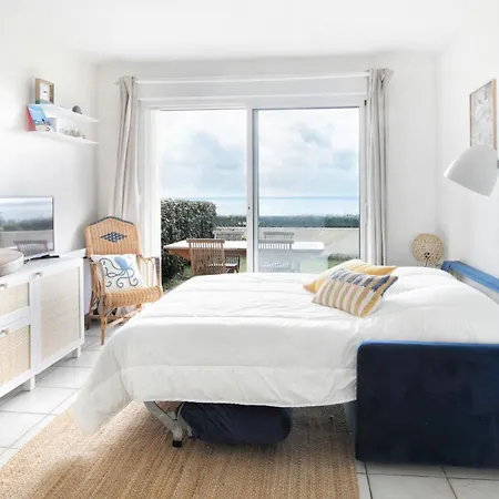 Le Balcon De Jersey, Rdc Et Jardin Face A La Mer, Intendance Luxury Host *